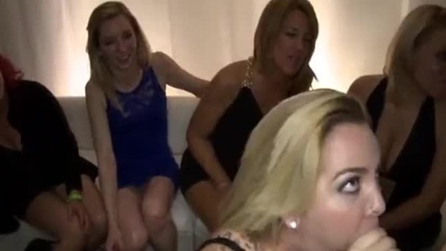 Chubby ex wife facialized in front of friends